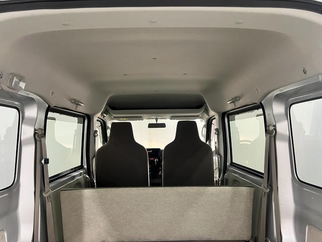 エブリイPC 走行63887キロ/車検整備付/雹害一年保証・走行距離無制限走行63887キロ 車検整備付 雹害 助手席エアバック 純正カーペットマット AMFMラジオ キーレス(埼玉県)の中古車