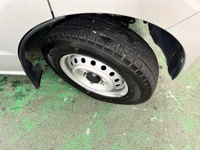 エブリイPC 走行63887キロ/車検整備付/雹害一年保証・走行距離無制限走行63887キロ 車検整備付 雹害 助手席エアバック 純正カーペットマット AMFMラジオ キーレス(埼玉県)の中古車