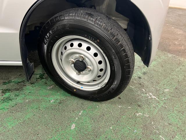 エブリイPC 走行63887キロ/車検整備付/雹害一年保証・走行距離無制限走行63887キロ 車検整備付 雹害 助手席エアバック 純正カーペットマット AMFMラジオ キーレス(埼玉県)の中古車