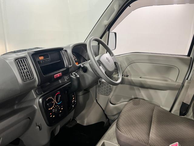 エブリイPC 走行63887キロ/車検整備付/雹害一年保証・走行距離無制限走行63887キロ 車検整備付 雹害 助手席エアバック 純正カーペットマット AMFMラジオ キーレス(埼玉県)の中古車