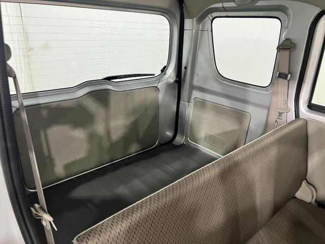 エブリイPC 走行63887キロ/車検整備付/雹害一年保証・走行距離無制限走行63887キロ 車検整備付 雹害 助手席エアバック 純正カーペットマット AMFMラジオ キーレス(埼玉県)の中古車