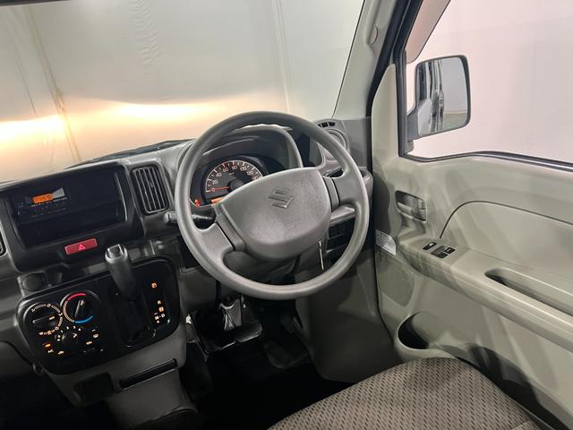 エブリイPC 走行63887キロ/車検整備付/雹害一年保証・走行距離無制限走行63887キロ 車検整備付 雹害 助手席エアバック 純正カーペットマット AMFMラジオ キーレス(埼玉県)の中古車