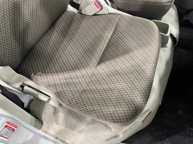 エブリイPC 走行63887キロ/車検整備付/雹害一年保証・走行距離無制限走行63887キロ 車検整備付 雹害 助手席エアバック 純正カーペットマット AMFMラジオ キーレス(埼玉県)の中古車