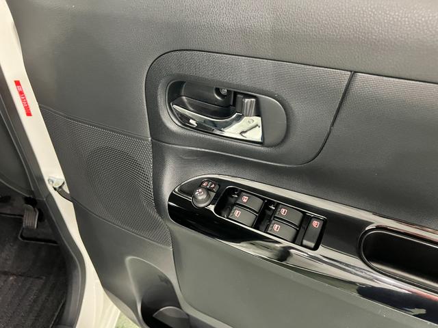 ムーヴキャンバスGブラックアクセントリミテッド SA3 走行16951キロ一年保証・走行距離無制限走行16951キロ 修復歴 フルセグナビ ETC ブルートゥース ドラレコ オートライト LEDヘッドライト 両側電動スライドドア(埼玉県)の中古車