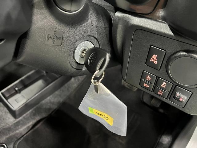 ミライースL SAIII 走行4739キロ/オートライト/マット1年保証距離無制限 走行距離4739キロ マット クリアランスソナー オートライト オートマチックハイビーム アイドリングストップ マニュアルエアコン キーレスエントリー アイドリングストップ(埼玉県)の中古車