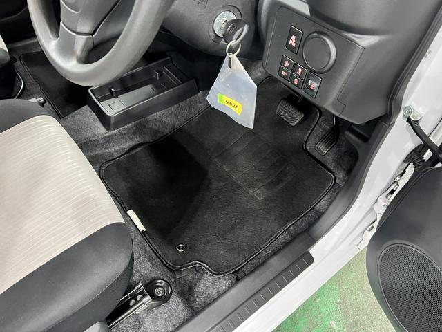 ミライースL SAIII 走行4739キロ/オートライト/マット1年保証距離無制限 走行距離4739キロ マット クリアランスソナー オートライト オートマチックハイビーム アイドリングストップ マニュアルエアコン キーレスエントリー アイドリングストップ(埼玉県)の中古車