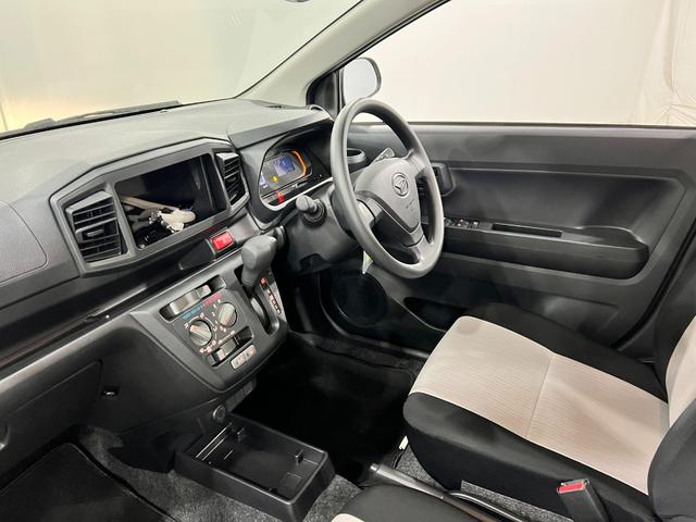 ミライースL SAIII 走行4739キロ/オートライト/マット1年保証距離無制限 走行距離4739キロ マット クリアランスソナー オートライト オートマチックハイビーム アイドリングストップ マニュアルエアコン キーレスエントリー アイドリングストップ(埼玉県)の中古車