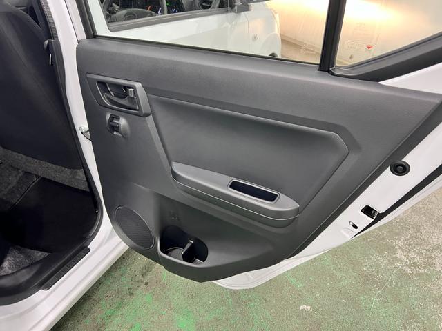 ミライースL SAIII 走行4739キロ/オートライト/マット1年保証距離無制限 走行距離4739キロ マット クリアランスソナー オートライト オートマチックハイビーム アイドリングストップ マニュアルエアコン キーレスエントリー アイドリングストップ(埼玉県)の中古車