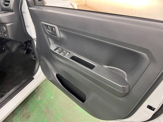 ミライースL SAIII 走行4739キロ/オートライト/マット1年保証距離無制限 走行距離4739キロ マット クリアランスソナー オートライト オートマチックハイビーム アイドリングストップ マニュアルエアコン キーレスエントリー アイドリングストップ(埼玉県)の中古車