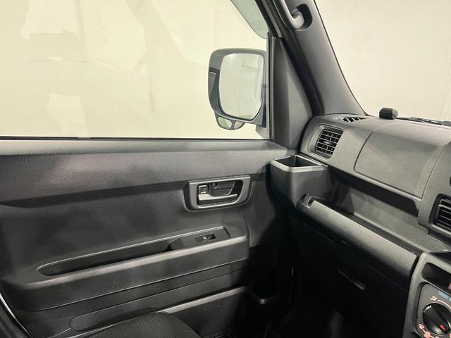 ピクシスバンクルーズ 走行58928キロ/ナビ/バックカメラ一年保証・走行距離無制限走行58928キロ 助手席エアバック ETC ワンセグナビ バックカメラ ブルートゥース クリアランスソナー オートライト(埼玉県)の中古車