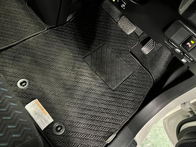 トールカスタムＧ　ターボ　走行７０１４６キロ／ナビ／バックカメラフルセグナビ　ブルートゥース　バックカメラ　ドラレコ　ＥＴＣ　クリアランスソナー　ＬＥＤヘッドライト　オートライト　両側電動スライドドア　一年保証・走行距離無制限走行７０１４６キロ（東京都）の中古車