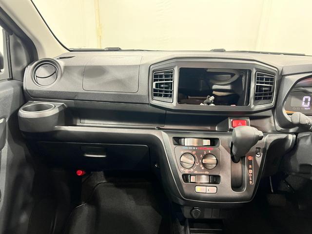 ミライースＬ　ＳＡIII　走行４５７３キロ／オートライト／マット１年保証距離無制限　走行距離４５７３キロ　マット　助手席エアバッグ　クリアランスソナー　オートマチックハイビーム　オートライト　アイドリングストップ　キーレスエントリー　マニュアルエアコン（東京都）の中古車