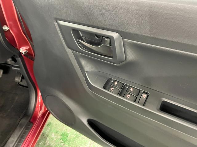 ミライースＬ　ＳＡIII　走行４５７３キロ／オートライト／マット１年保証距離無制限　走行距離４５７３キロ　マット　助手席エアバッグ　クリアランスソナー　オートマチックハイビーム　オートライト　アイドリングストップ　キーレスエントリー　マニュアルエアコン（東京都）の中古車