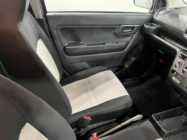 ミライースＬ　ＳＡIII　走行４５７３キロ／オートライト／マット１年保証距離無制限　走行距離４５７３キロ　マット　助手席エアバッグ　クリアランスソナー　オートマチックハイビーム　オートライト　アイドリングストップ　キーレスエントリー　マニュアルエアコン（東京都）の中古車