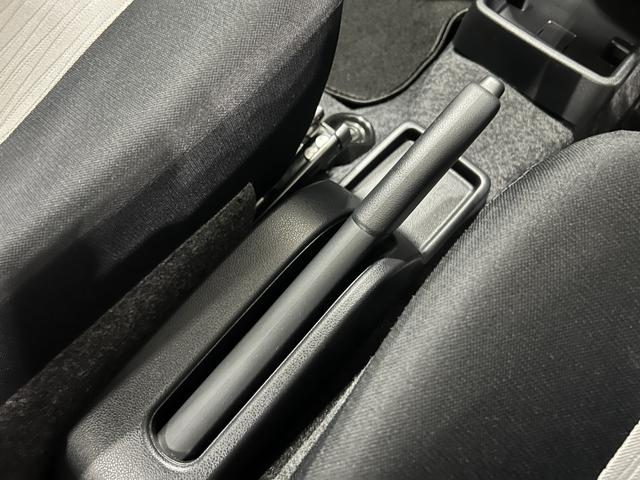 ミライースＬ　ＳＡIII　走行１９３７キロ／クリアランスソナー一年保証・走行距離無制限　走行１９３７キロ　助手席エアバック　オートライト　オートマチックハイビーム　クリアランスソナー　アイドリングストップ（埼玉県）の中古車