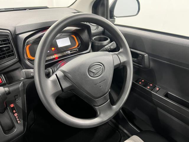 ミライースL SAIII 走行2423キロ/オートライト/マット1年保証距離無制限 走行距離2423キロ マット 助手席エアバッグ クリアランスソナー オートライト アイドリングストップ マニュアルエアコン キーレスエントリー(埼玉県)の中古車