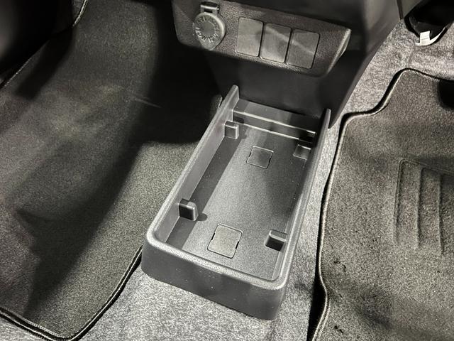 ミライースL SAIII 走行2423キロ/オートライト/マット1年保証距離無制限 走行距離2423キロ マット 助手席エアバッグ クリアランスソナー オートライト アイドリングストップ マニュアルエアコン キーレスエントリー(埼玉県)の中古車