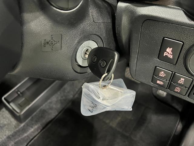 ミライースＬ　ＳＡIII　走行４３０２キロ／オートライト／マット１年保証距離無制限　走行距離４３０２キロ　マット　クリアランスソナー　オートマチックハイビーム　オートライト　アイドリングストップ　マニュアルエアコン　キーレスエントリー　スマートアシスト３（埼玉県）の中古車