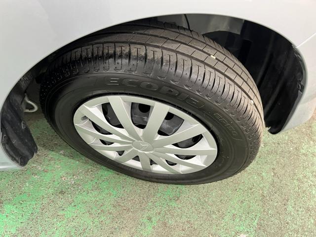 ミライースＬ　ＳＡIII　走行４３０２キロ／オートライト／マット１年保証距離無制限　走行距離４３０２キロ　マット　クリアランスソナー　オートマチックハイビーム　オートライト　アイドリングストップ　マニュアルエアコン　キーレスエントリー　スマートアシスト３（埼玉県）の中古車