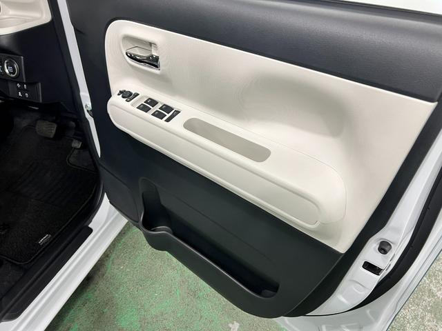 ムーヴキャンバスストライプスG 走行5211キロ/LEDヘッドランプ/マット1年保証距離無制限 走行距離5211キロ 純正マット サイドエアバッグ LEDヘッドランプ アイドリングストップ シートヒーター 両側電動スライドドア オート格納式ドアミラー 電動パーキングブレーキ(埼玉県)の中古車