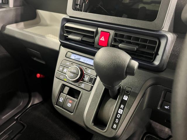 タントＸ　走行６２１８キロ／ＬＥＤヘッドランプ／片側電動スライド１年保証距離無制限　走行距離６２１８キロ　純正マット　サイドエアバッグ　ＬＥＤヘッドランプ　アイドリングストップ　シートヒーター　片側電動スライドドア　オート格納式ドアミラー　電動パーキングブレーキ（埼玉県）の中古車