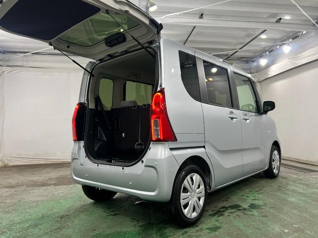 タントＸ　走行６２１８キロ／ＬＥＤヘッドランプ／片側電動スライド１年保証距離無制限　走行距離６２１８キロ　純正マット　サイドエアバッグ　ＬＥＤヘッドランプ　アイドリングストップ　シートヒーター　片側電動スライドドア　オート格納式ドアミラー　電動パーキングブレーキ（埼玉県）の中古車