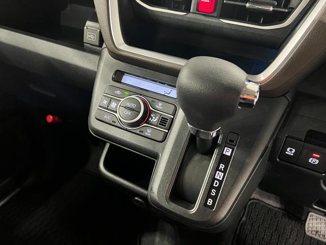 ムーヴＧ　走行７キロ／ナビ／バックカメラ／ドラレコ／オートライト一年保証・走行距離無制限走行７キロ　フルセグナビ　ブルートゥース　バックカメラ　ドラレコ　サイドエアバック　クリアランスソナー　オートライト　ＬＥＤヘッドライト　片側電動スライドドア（埼玉県）の中古車