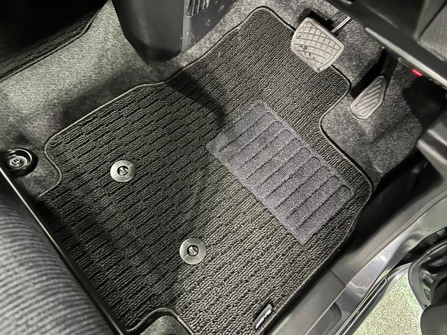 ムーヴＧ　走行７キロ／ナビ／バックカメラ／ドラレコ／オートライト一年保証・走行距離無制限走行７キロ　フルセグナビ　ブルートゥース　バックカメラ　ドラレコ　サイドエアバック　クリアランスソナー　オートライト　ＬＥＤヘッドライト　片側電動スライドドア（埼玉県）の中古車