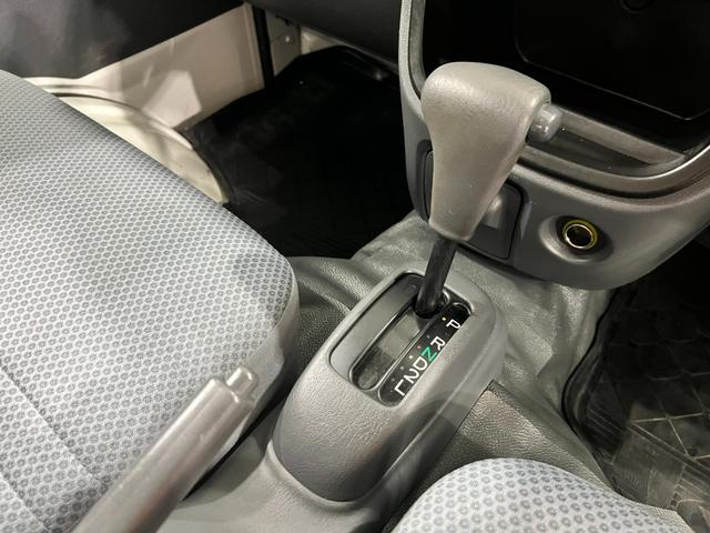 ハイゼットトラックＥＸＴ　走行１５８３０キロ／４ＷＤ／オートマ一年保証・走行距離無制限走行１５８３０キロ　４ＷＤ　オートマ　キーレス　純正カーペットマット　マニュアルエアコン　荷台作業灯（埼玉県）の中古車