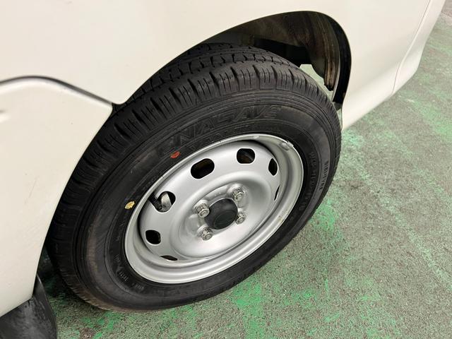 ハイゼットトラックＥＸＴ　走行１５８３０キロ／４ＷＤ／オートマ一年保証・走行距離無制限走行１５８３０キロ　４ＷＤ　オートマ　キーレス　純正カーペットマット　マニュアルエアコン　荷台作業灯（埼玉県）の中古車