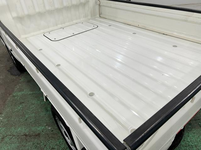 ハイゼットトラックＥＸＴ　走行１５８３０キロ／４ＷＤ／オートマ一年保証・走行距離無制限走行１５８３０キロ　４ＷＤ　オートマ　キーレス　純正カーペットマット　マニュアルエアコン　荷台作業灯（埼玉県）の中古車