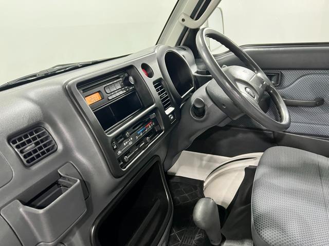 ハイゼットトラックＥＸＴ　走行１５８３０キロ／４ＷＤ／オートマ一年保証・走行距離無制限走行１５８３０キロ　４ＷＤ　オートマ　キーレス　純正カーペットマット　マニュアルエアコン　荷台作業灯（埼玉県）の中古車