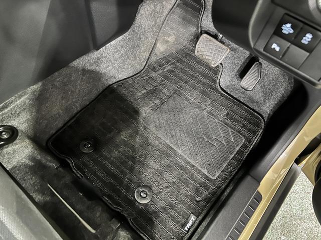 タフトＧターボ　クロムベンチャー　走行３６８０６キロ／バックカメラ一年保証・走行距離無制限走行３６８０６キロ　ディスプレイオーディオ　ブルートゥース　バックカメラ　ドラレコ　クリアランスソナー　オートライト　ＬＥＤヘッドライト　シートヒーター（埼玉県）の中古車