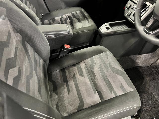 タフトＧターボ　クロムベンチャー　走行３６８０６キロ／バックカメラ一年保証・走行距離無制限走行３６８０６キロ　ディスプレイオーディオ　ブルートゥース　バックカメラ　ドラレコ　クリアランスソナー　オートライト　ＬＥＤヘッドライト　シートヒーター（埼玉県）の中古車