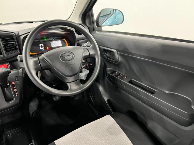 ミライースL SAIII 走行3349キロ/クリアランスソナー一年保証・走行距離無制限 走行3349キロ 助手席エアバック オートライト オートマチックハイビーム クリアランスソナー アイドリングストップ(埼玉県)の中古車