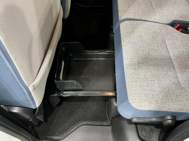 ムーヴキャンバスストライプスG 走行2308キロ/LEDヘッドランプ/マット1年保証距離無制限 走行距離2308キロ 純正マット サイドエアバッグ LEDヘッドランプ アイドリングストップ シートヒーター 両側電動スライドドア オート格納式ドアミラー 電動パーキングブレーキ(埼玉県)の中古車