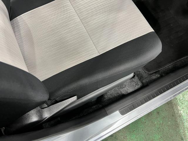 ミライースＬ　ＳＡIII　走行２８２８キロ／オートライト／マット１年保証距離無制限　走行距離２８２８キロ　フロアマット　助手席エアバッグ　クリアランスソナー　オートマチックハイビーム　オートライト　アイドリングストップ　キーレスエントリー（埼玉県）の中古車