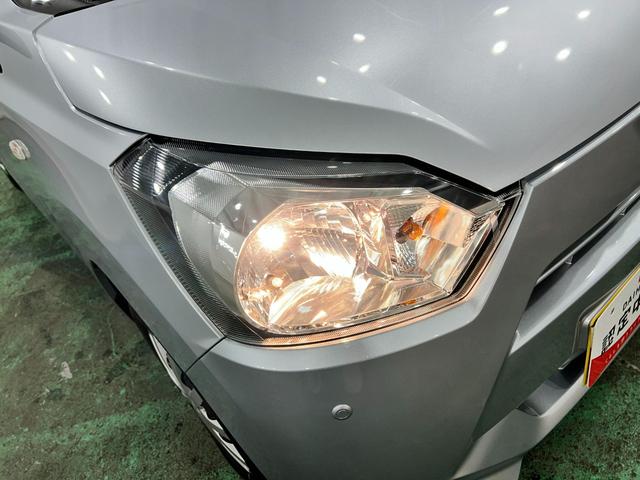 ミライースＬ　ＳＡIII　走行２８２８キロ／オートライト／マット１年保証距離無制限　走行距離２８２８キロ　フロアマット　助手席エアバッグ　クリアランスソナー　オートマチックハイビーム　オートライト　アイドリングストップ　キーレスエントリー（埼玉県）の中古車