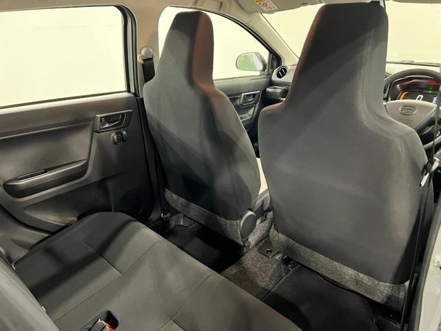 ミライースＬ　ＳＡIII　走行２８２８キロ／オートライト／マット１年保証距離無制限　走行距離２８２８キロ　フロアマット　助手席エアバッグ　クリアランスソナー　オートマチックハイビーム　オートライト　アイドリングストップ　キーレスエントリー（埼玉県）の中古車