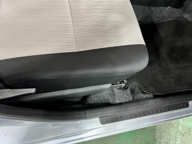 ミライースＬ　ＳＡIII　走行４２１９キロ／オートライト／マット１年保証距離無制限　走行距離４２１９キロ　フロアマット　助手席エアバッグ　クリアランスソナー　オートマチックハイビーム　オートライト　アイドリングストップ　スマートアシスト３　キーレスエントリー（埼玉県）の中古車