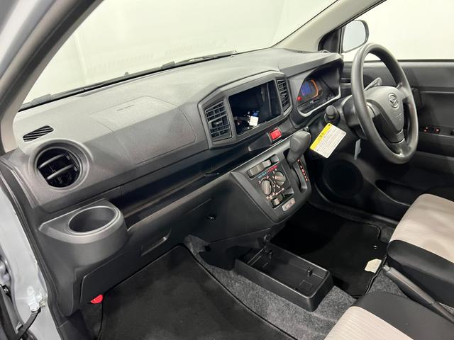 ミライースＬ　ＳＡIII　走行４２１９キロ／オートライト／マット１年保証距離無制限　走行距離４２１９キロ　フロアマット　助手席エアバッグ　クリアランスソナー　オートマチックハイビーム　オートライト　アイドリングストップ　スマートアシスト３　キーレスエントリー（埼玉県）の中古車