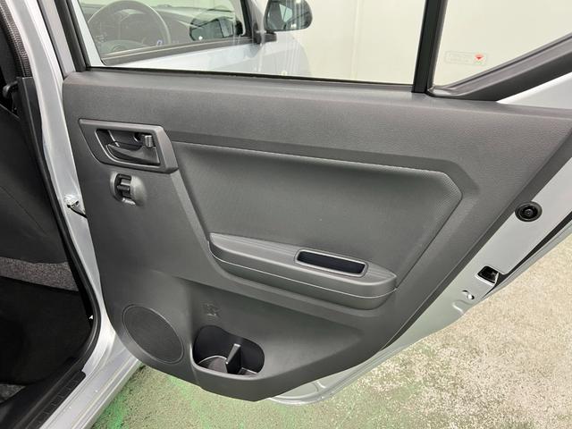 ミライースＬ　ＳＡIII　走行４２１９キロ／オートライト／マット１年保証距離無制限　走行距離４２１９キロ　フロアマット　助手席エアバッグ　クリアランスソナー　オートマチックハイビーム　オートライト　アイドリングストップ　スマートアシスト３　キーレスエントリー（埼玉県）の中古車