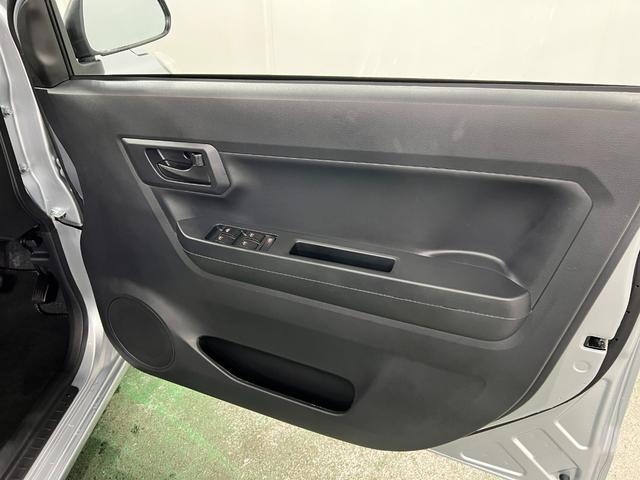 ミライースＬ　ＳＡIII　走行４２１９キロ／オートライト／マット１年保証距離無制限　走行距離４２１９キロ　フロアマット　助手席エアバッグ　クリアランスソナー　オートマチックハイビーム　オートライト　アイドリングストップ　スマートアシスト３　キーレスエントリー（埼玉県）の中古車