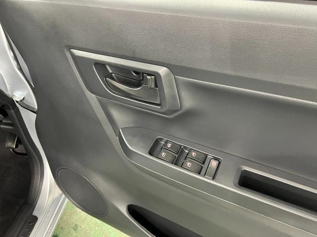 ミライースＬ　ＳＡIII　走行４２１９キロ／オートライト／マット１年保証距離無制限　走行距離４２１９キロ　フロアマット　助手席エアバッグ　クリアランスソナー　オートマチックハイビーム　オートライト　アイドリングストップ　スマートアシスト３　キーレスエントリー（埼玉県）の中古車