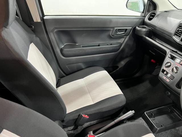 ミライースＬ　ＳＡIII　走行４２１９キロ／オートライト／マット１年保証距離無制限　走行距離４２１９キロ　フロアマット　助手席エアバッグ　クリアランスソナー　オートマチックハイビーム　オートライト　アイドリングストップ　スマートアシスト３　キーレスエントリー（埼玉県）の中古車