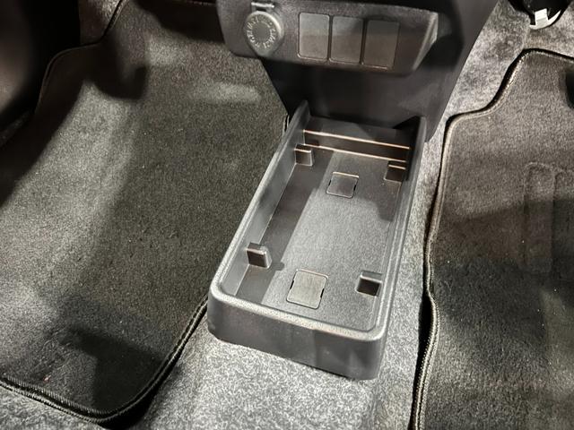 ミライースＬ　ＳＡIII　走行４２１９キロ／オートライト／マット１年保証距離無制限　走行距離４２１９キロ　フロアマット　助手席エアバッグ　クリアランスソナー　オートマチックハイビーム　オートライト　アイドリングストップ　スマートアシスト３　キーレスエントリー（埼玉県）の中古車