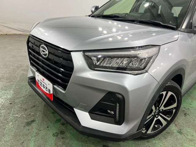 ロッキープレミアム　走行４２２３２キロ／車検整備付／ナビ／ドラレコ一年保証・走行距離無制限走行４２２３２キロ　フルセグナビ　バックカメラ　ドラレコ　クリアランスソナー　オートライト　ＬＥＤヘッドライト　シートヒーター（埼玉県）の中古車