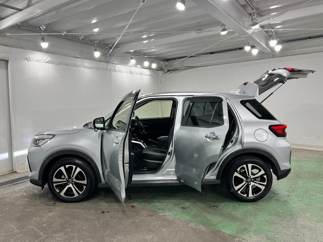 ロッキープレミアム　走行４２２３２キロ／車検整備付／ナビ／ドラレコ一年保証・走行距離無制限走行４２２３２キロ　フルセグナビ　バックカメラ　ドラレコ　クリアランスソナー　オートライト　ＬＥＤヘッドライト　シートヒーター（埼玉県）の中古車