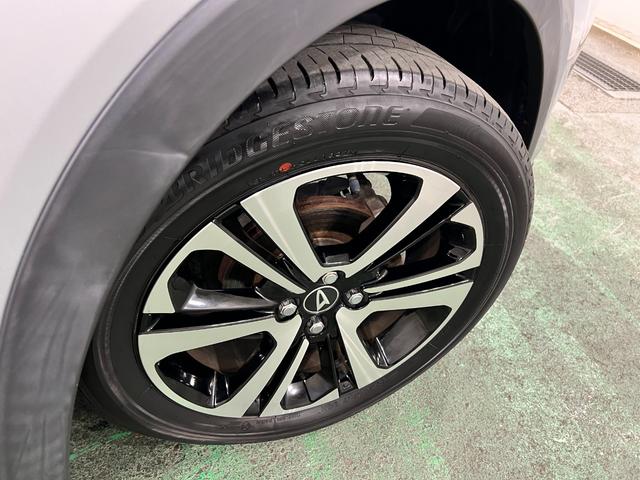 ロッキープレミアム　走行４２２３２キロ／車検整備付／ナビ／ドラレコ一年保証・走行距離無制限走行４２２３２キロ　フルセグナビ　バックカメラ　ドラレコ　クリアランスソナー　オートライト　ＬＥＤヘッドライト　シートヒーター（埼玉県）の中古車