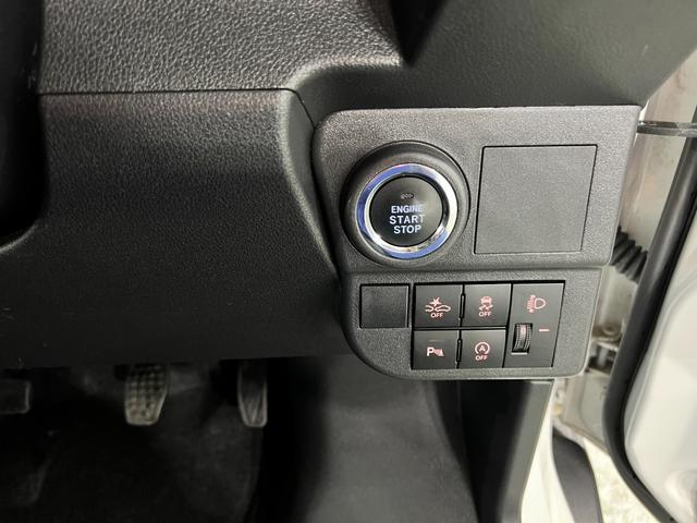 ハイゼットカーゴクルーズ　走行１００６６キロ／クリアランスソナー一年保証・走行距離無制限走行１００６６キロ　助手席エアバック　クリアランスソナー　オートライト　キーフリー　パワーウィンド（埼玉県）の中古車